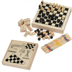 Spiele: Schach, Dame, Mikado, Domino