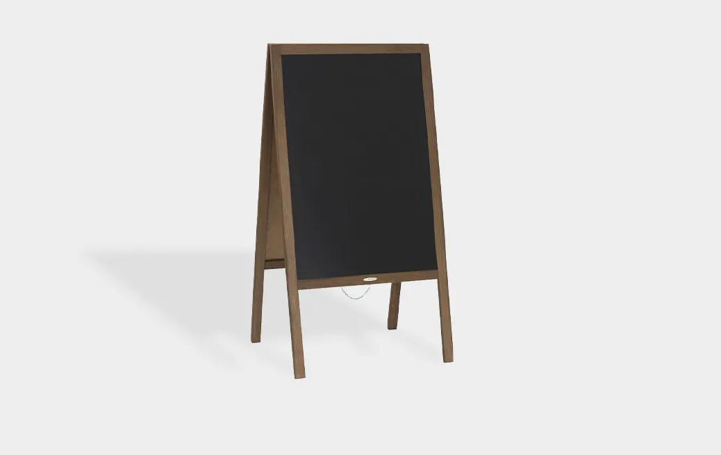 Kundenstopper aus Holz mit Kreidetafel unbedruckt
